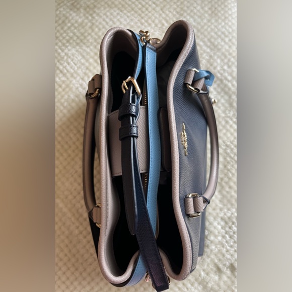 Coach Small Margot Carryall in Crossgrain Leather color block - Picture 4 of 10